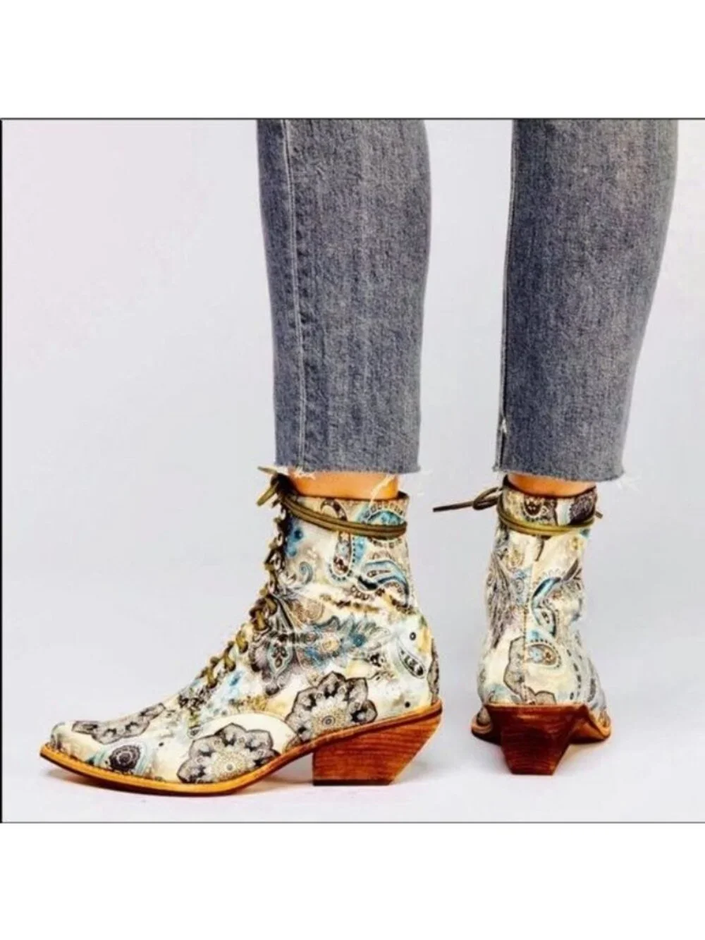 Elmcroft By Jeffrey Campbell Free People Paisley Lace-Up Ankle Boots 7M - Picture 3 of 9